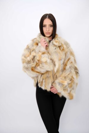 Fox fur cape in natural color -180
